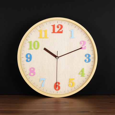 Topkey flat glass front protects the dial from dust.