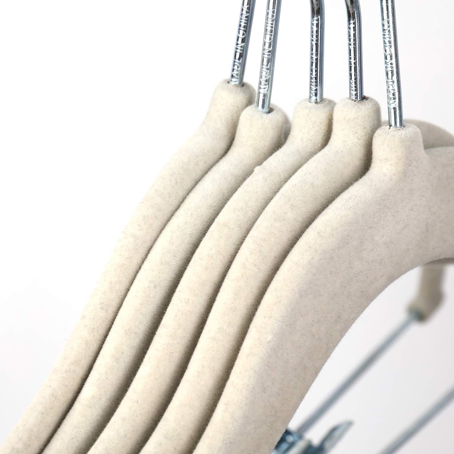 Tosnail anti-rust hook with 360-degree swivel for easy access.