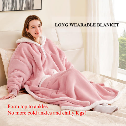 Touchat oversized sherpa-lined hood keeps head and neck warm