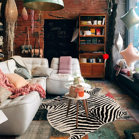 Townssilk soft polyester surface rug adds warmth to living rooms and bedrooms