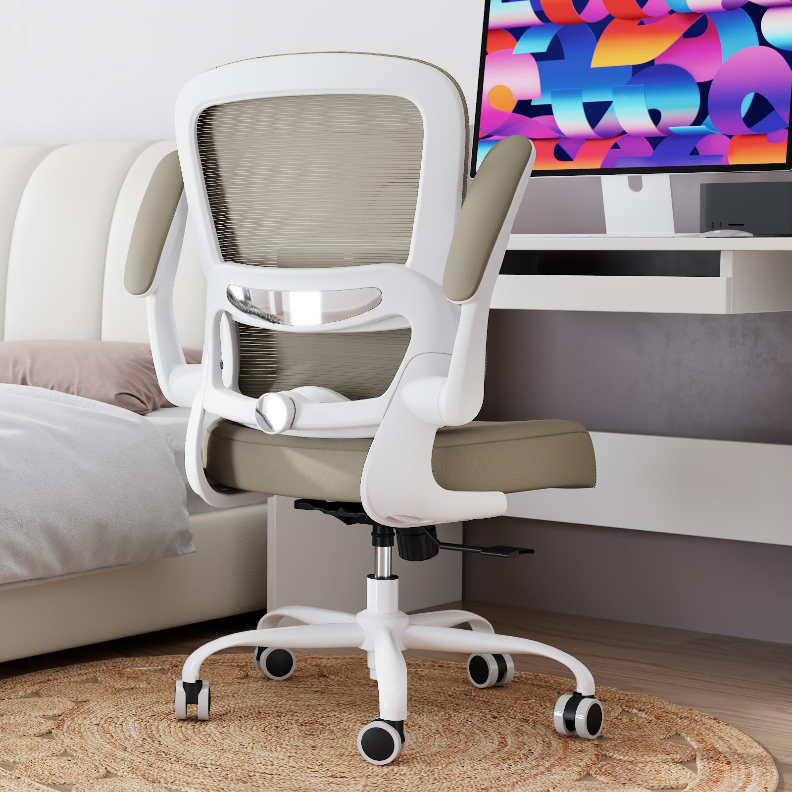 TRALT chair supports up to 330 lbs with a durable five-point base.
