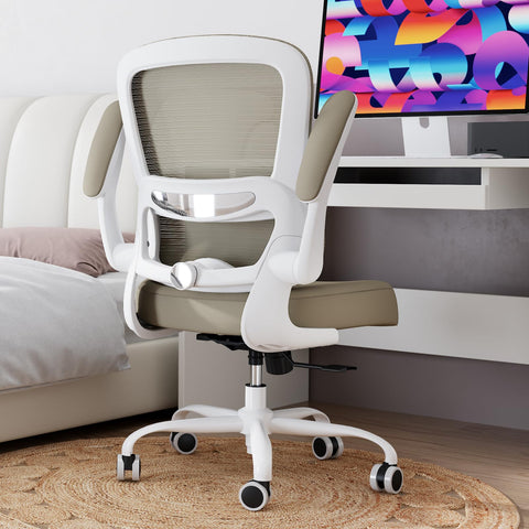 TRALT chair supports up to 330 lbs with a durable five-point base.