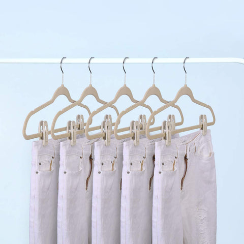Trgowaul velvet clips in beige color for cohesive closet look