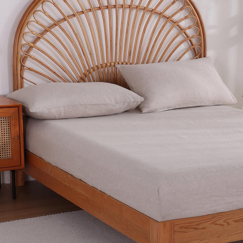 Tseapeni easy-care linen pillowcase machine washable in cold water.