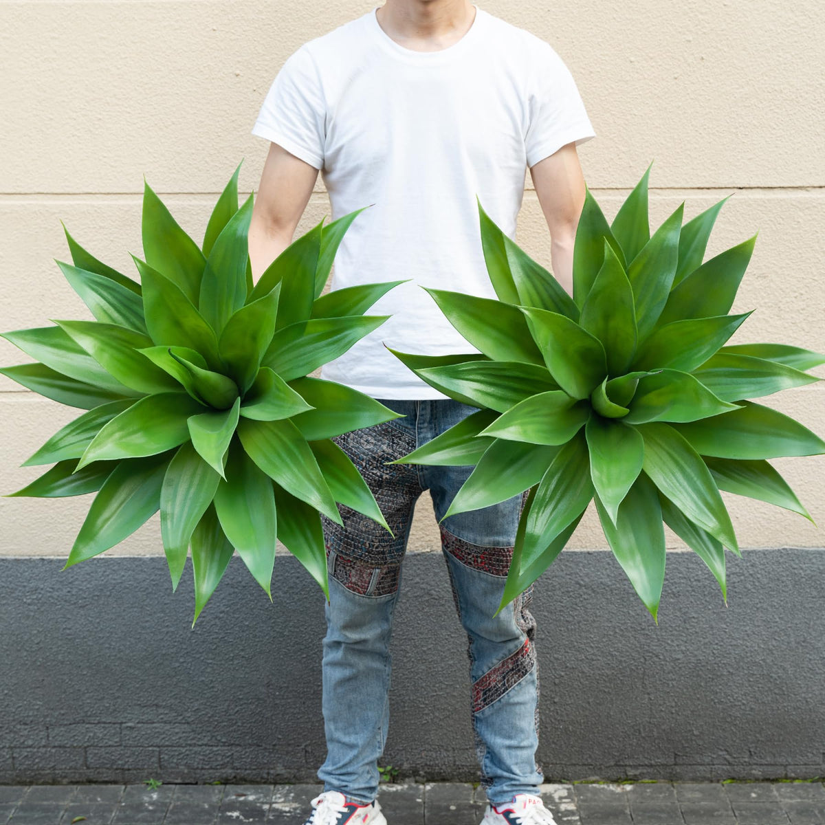 Ttranewsoo artificial agave plants left view highlights tall, UV-resistant outdoor-ready decor.