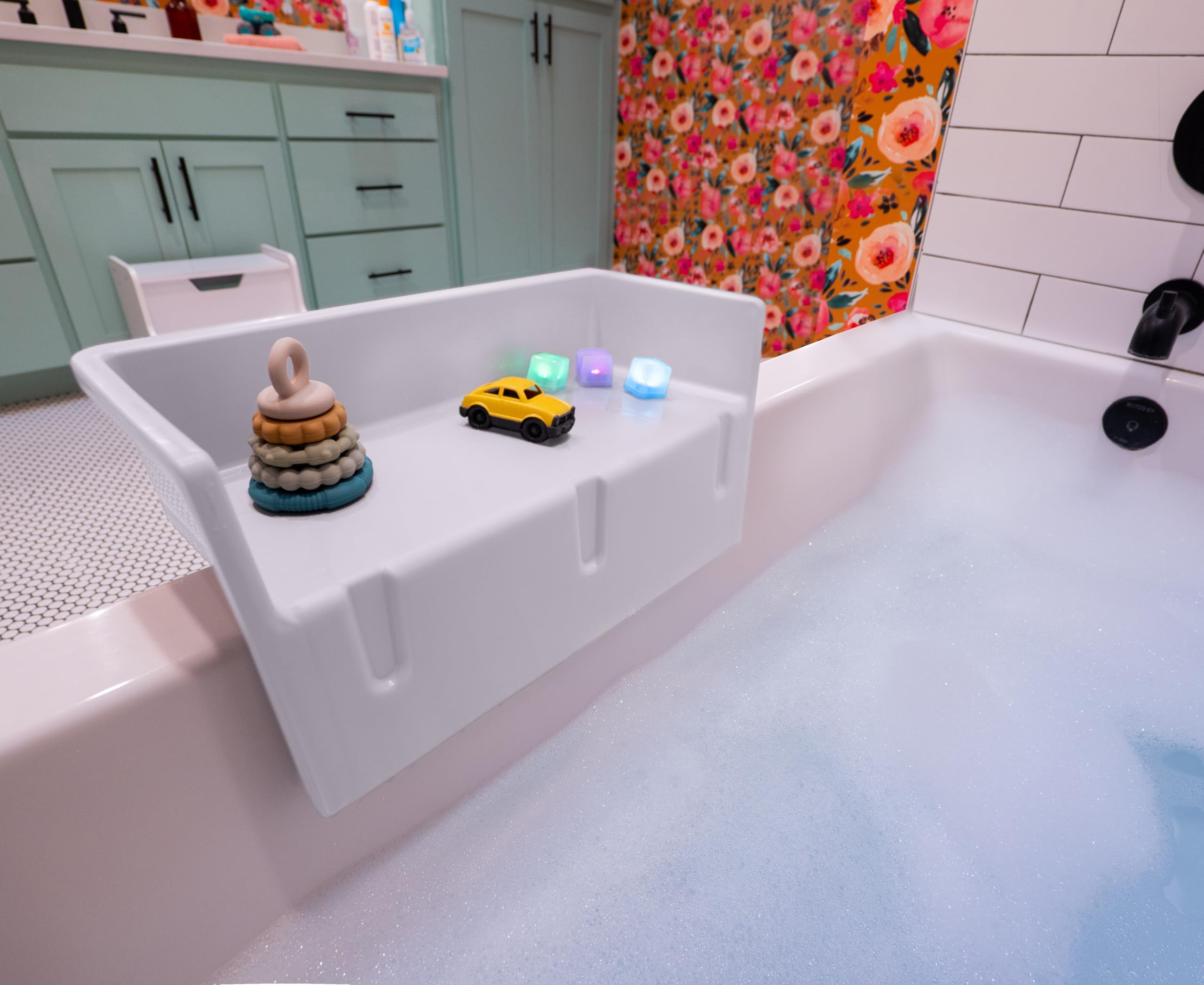 Tub Topper Mini front view with patented lip directs water back into tub.