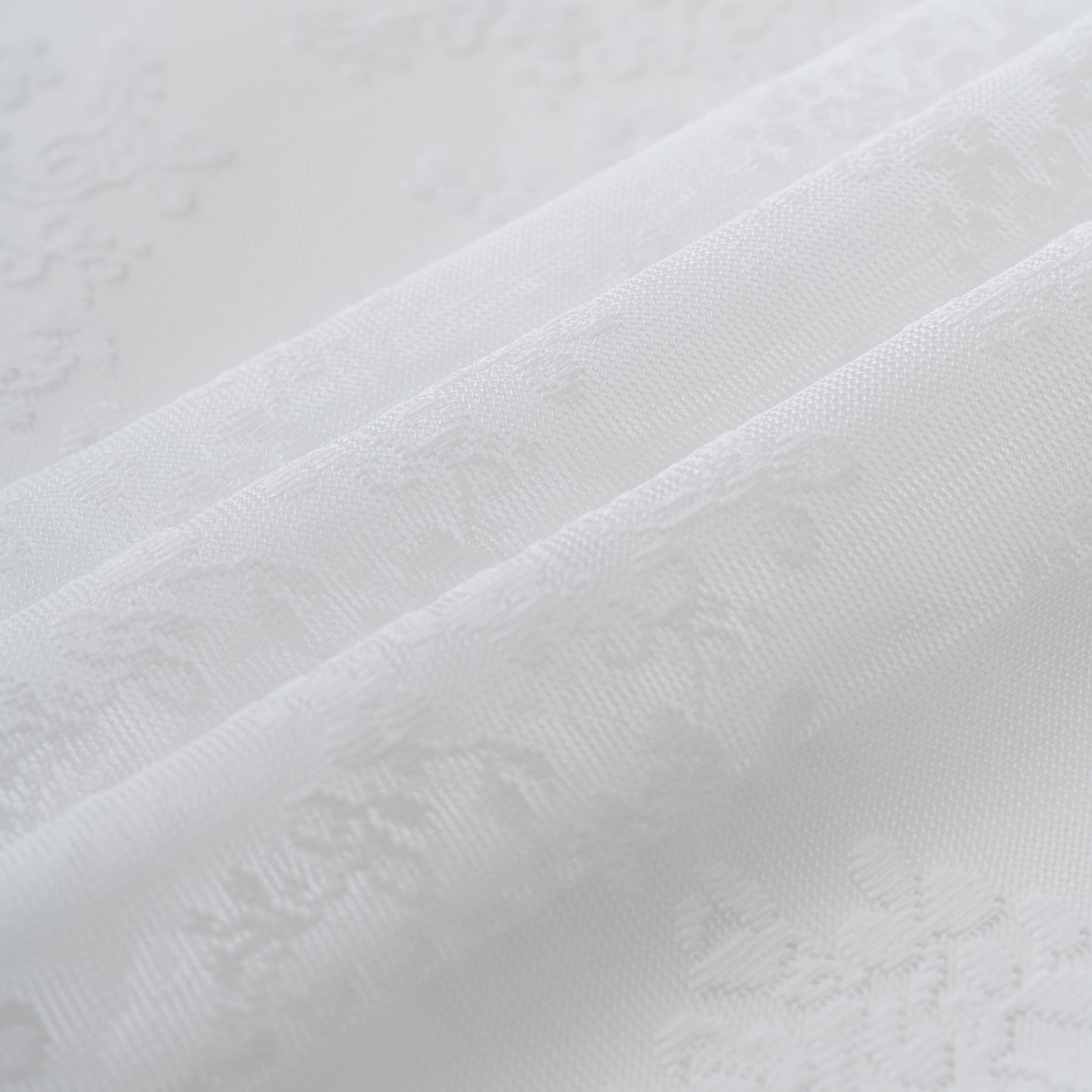 TUDECO 12 reinforced top holes ensure easy hanging (hook not included).