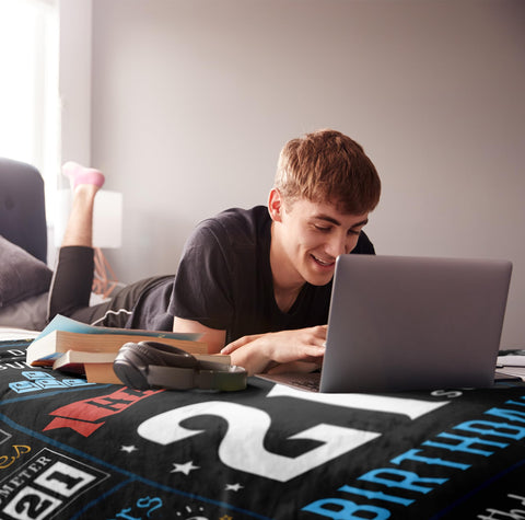 Turelos keyboard-pattern blanket adds a playful tech vibe