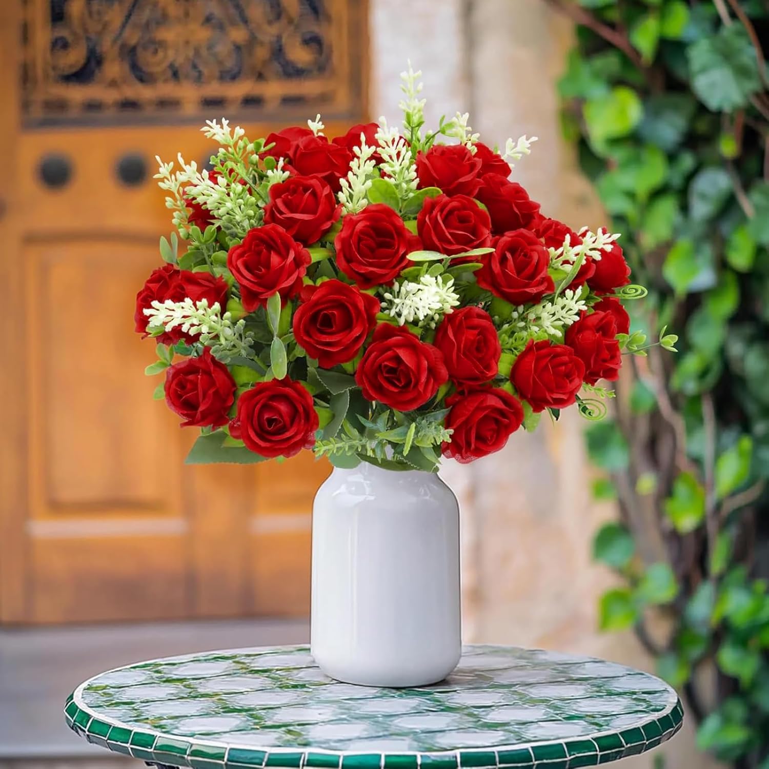 TURNMEON red artificial roses withstand sun for long-lasting display.