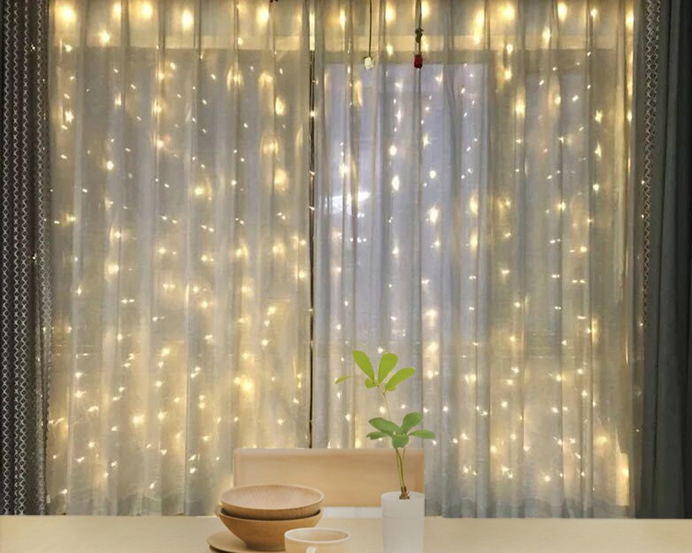 Eight-mode control demonstrates versatile effects for parties and intimate gatherings.