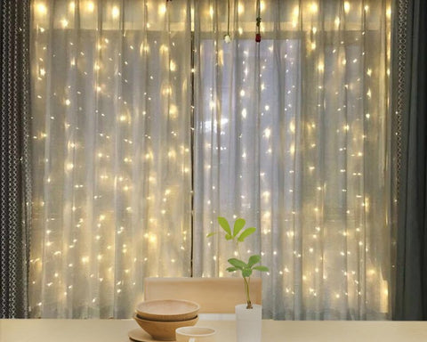 Eight-mode control demonstrates versatile effects for parties and intimate gatherings.