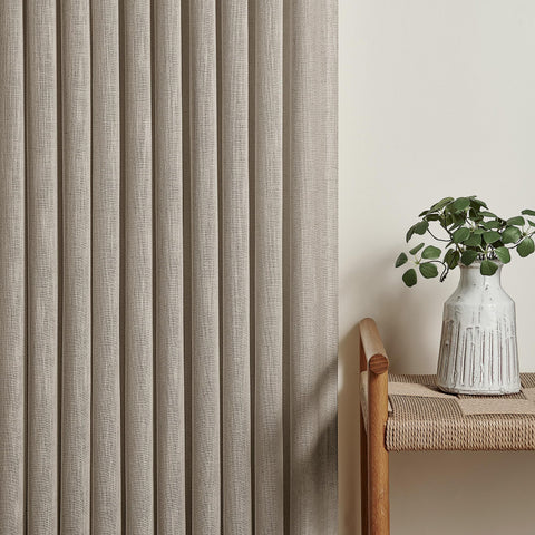TWODRAPES clip rings option demonstrates alternative easy styling