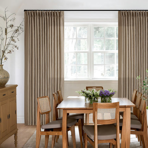 TWODRAPES hooks and rings enable flexible hanging system