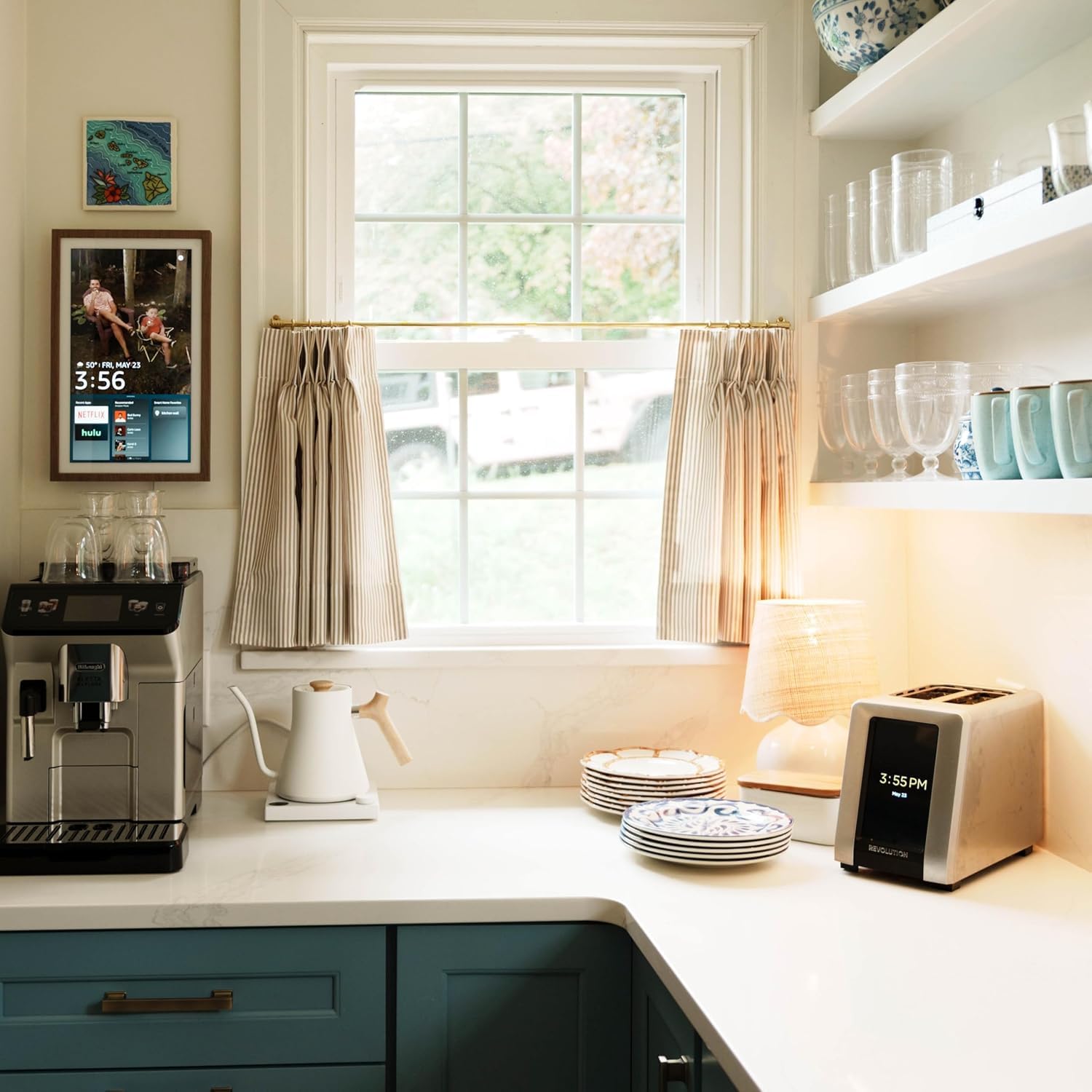 TWOPAGES curved end cap demonstrates stylish room finishing touch