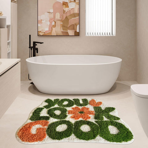 TWWDE AUG Green bath mat with flower design adds vibrant style and quick drying.