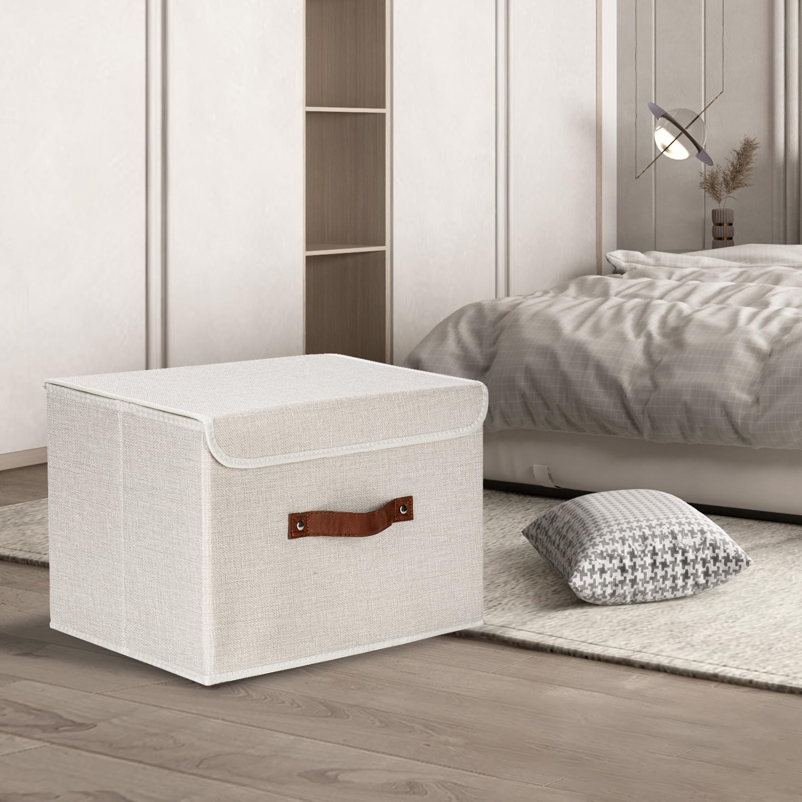 TYEERS interior insert board enhances bin stability.
