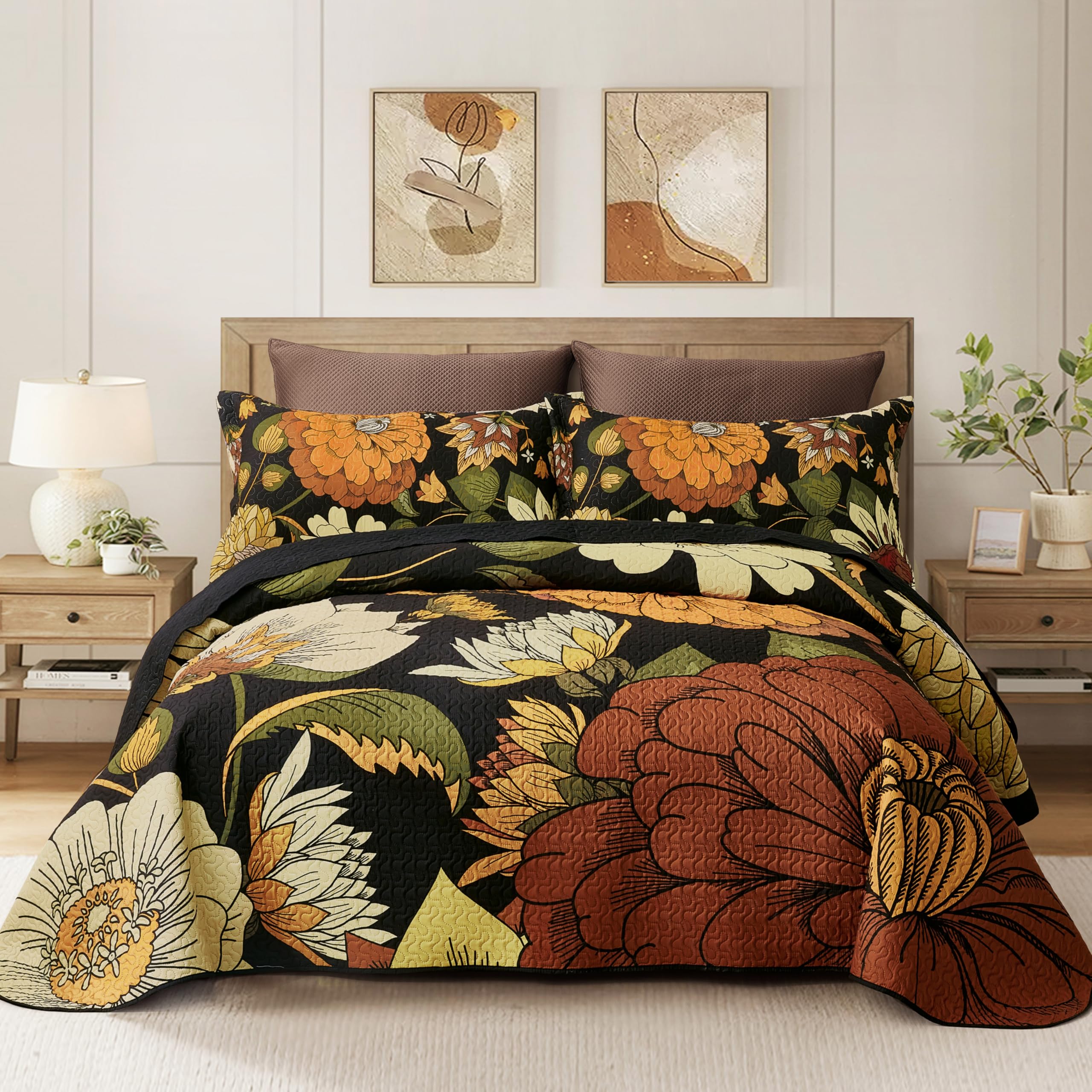 Tyrot king-size quilt features a black boho floral pattern for a bold focal point.