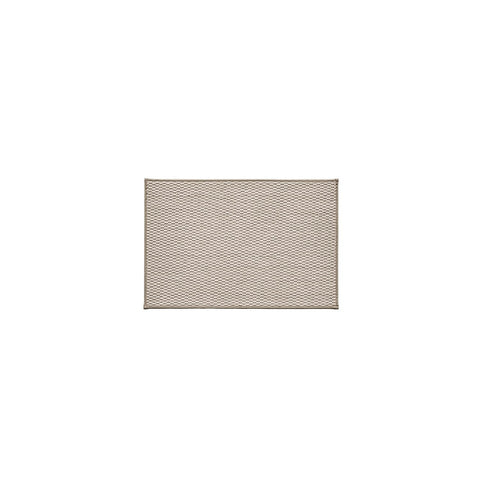 TYUU versatile bath rug complements various bathroom styles