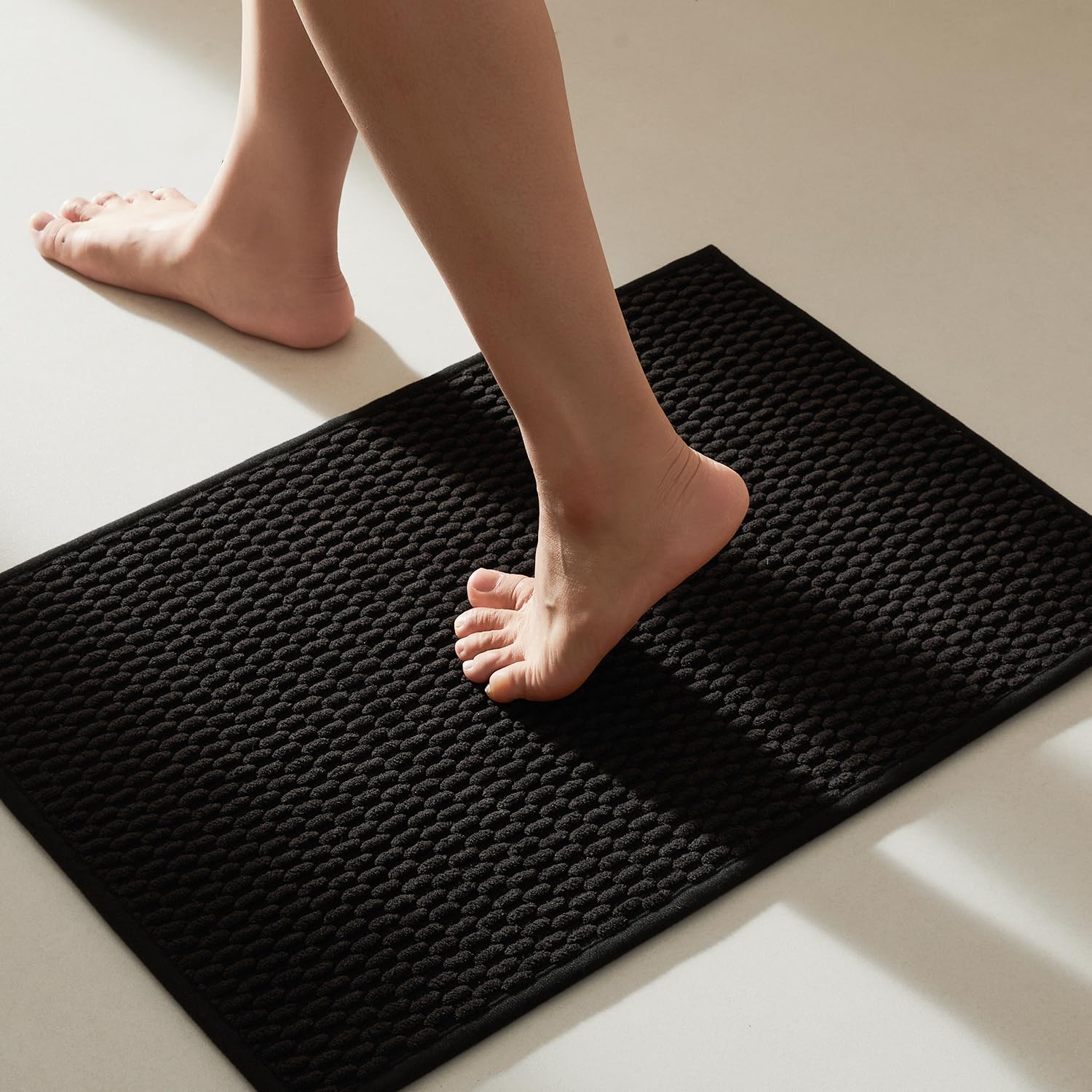 TYUU black bathroom rug 16x24 by the tub with non-slip grip for safe stepping