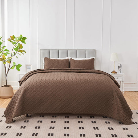 U-NICE HOME brushed microfiber on both sides delivers ultra-soft, breathable comfort.