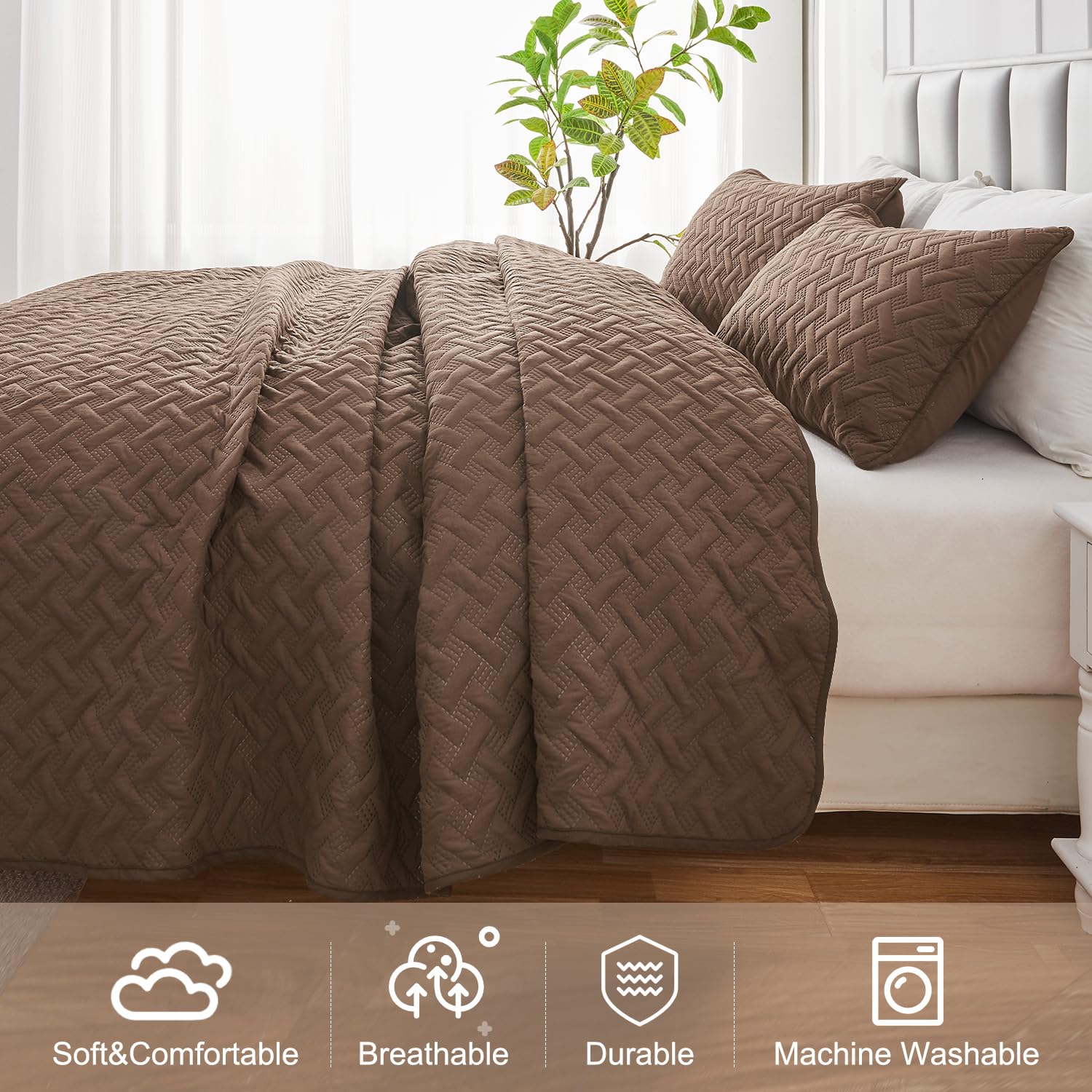U-NICE HOME lightweight, durable quilt set suits all-season use and easy care.