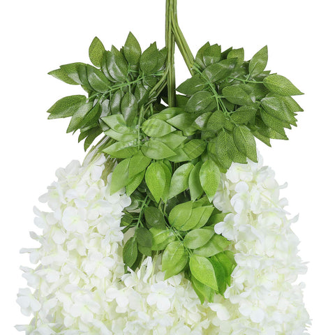 U'Artlines silk petals feel soft and durable.