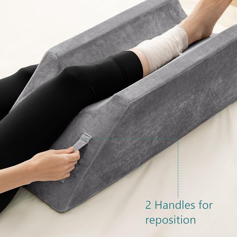 UBBCARE leg pillow showing 40-degree tilt for elevated leg support.
