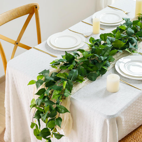 Ucky 4-pack vines, natural-looking leaves for events and dining tables.
