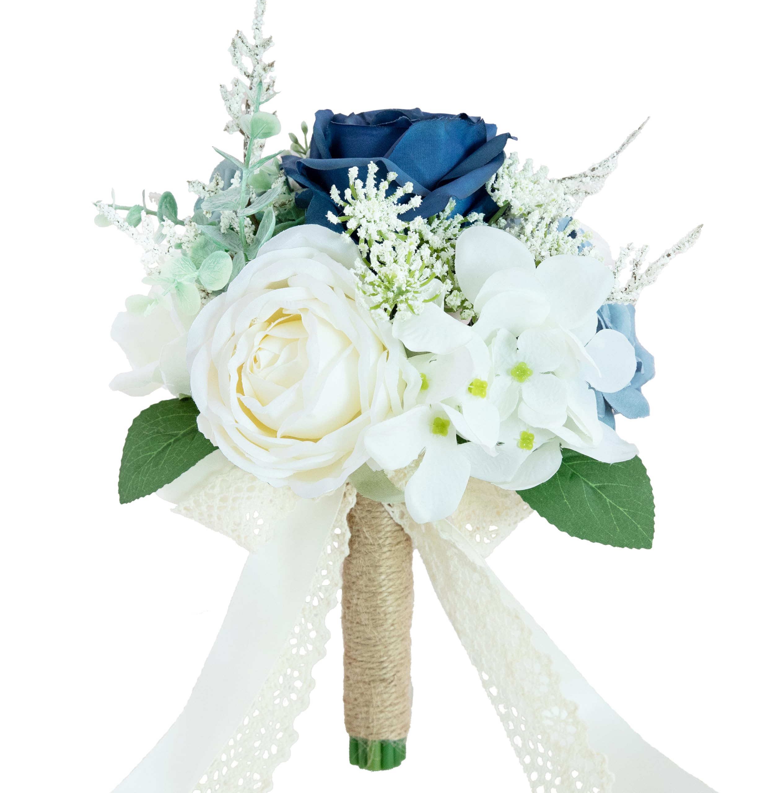 Udoula wedding bouquet with champagne silk roses for the bride's look and timeless wedding photos.