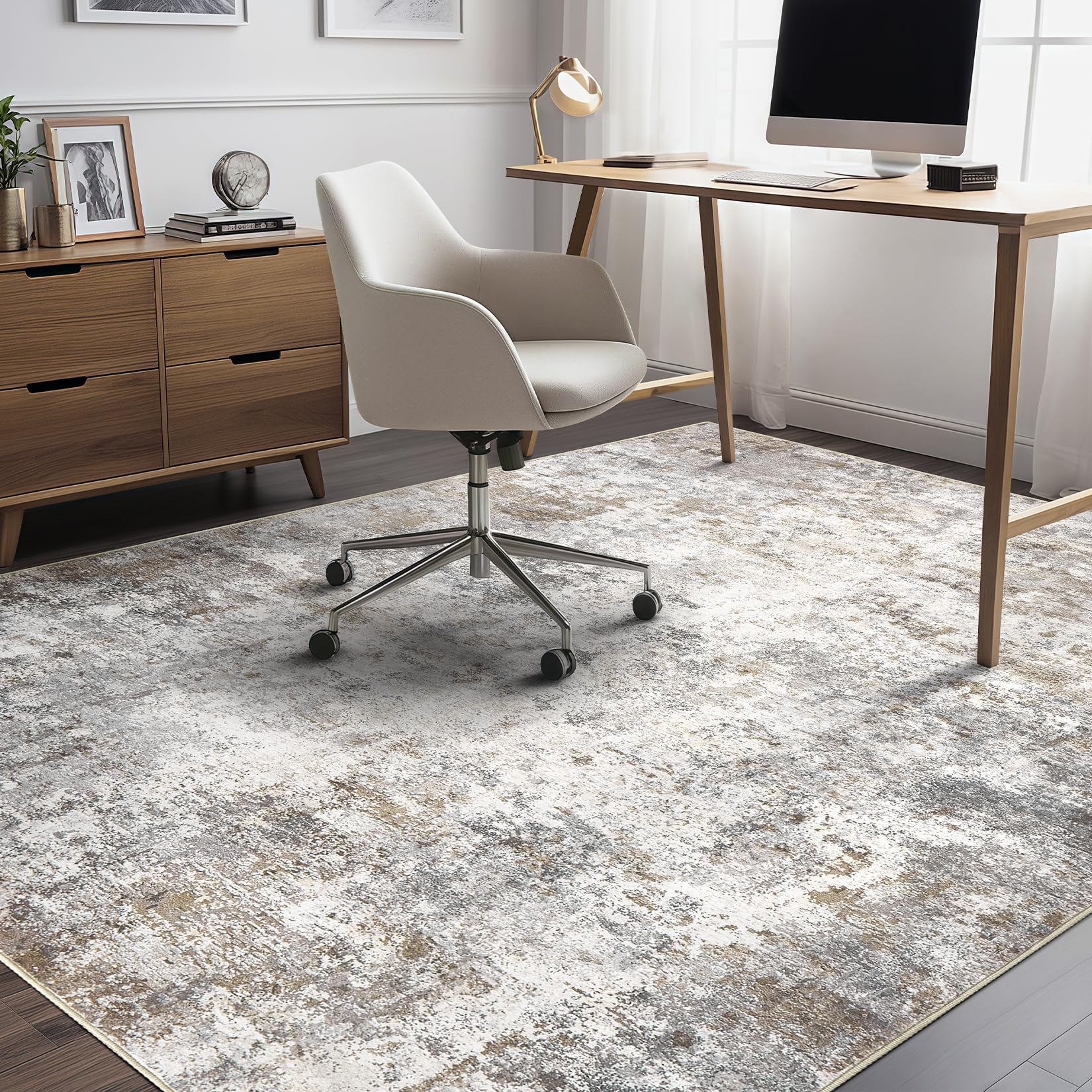 UERMEI pet-friendly rug cushions paws while protecting floors