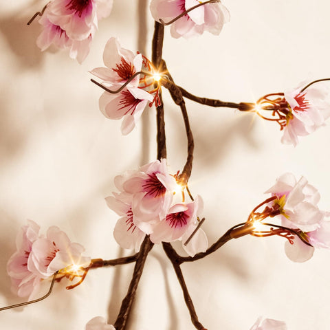 Uieke cherry blossom flowers detail highlights realistic veining for natural-looking accents.