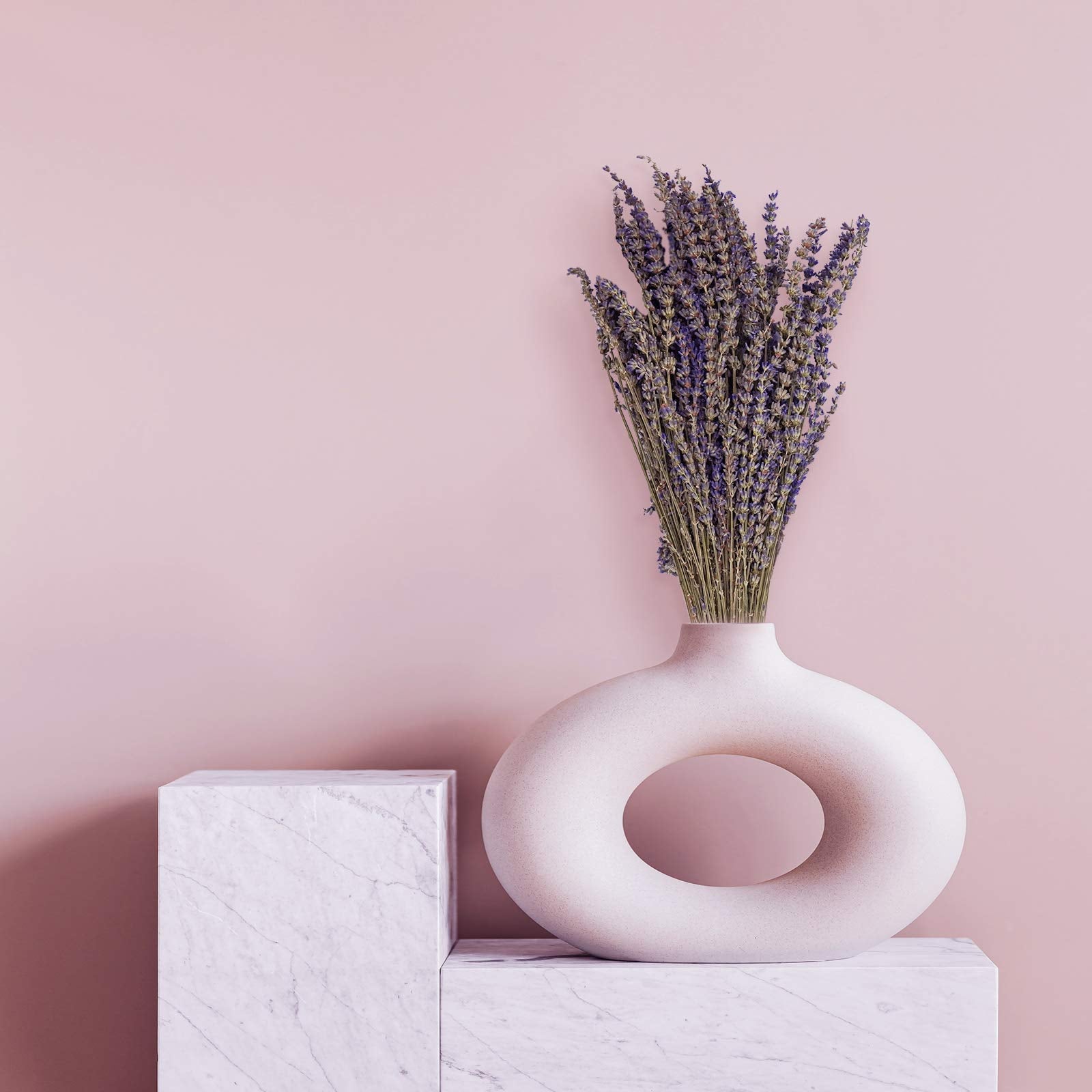Uieke lavender photo prop setup enhances imagery with natural charm