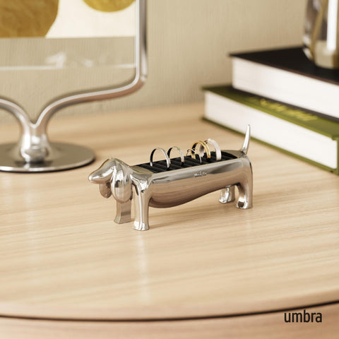 Umbra Dachsie Ring Holder closeup velvet base protects rings from scratches.