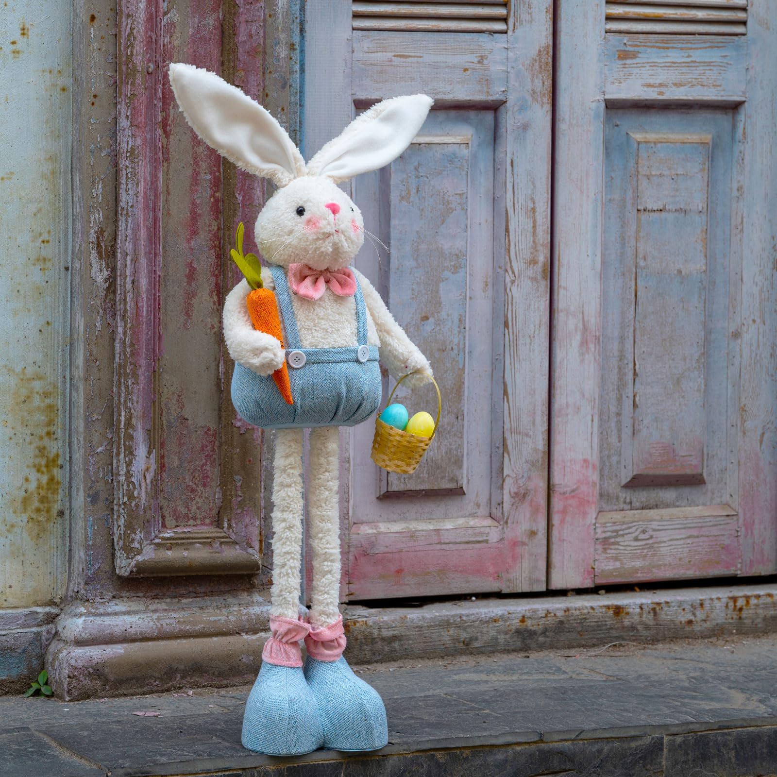 Unanscre farmhouse Easter gnome decor adds whimsy to any room.