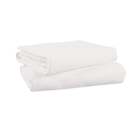 UNIFREE towels individually packed for mess-free on-the-go use