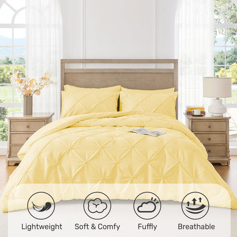 UNIKOME microfiber bedding texture appears soft and breathable for all-season comfort.