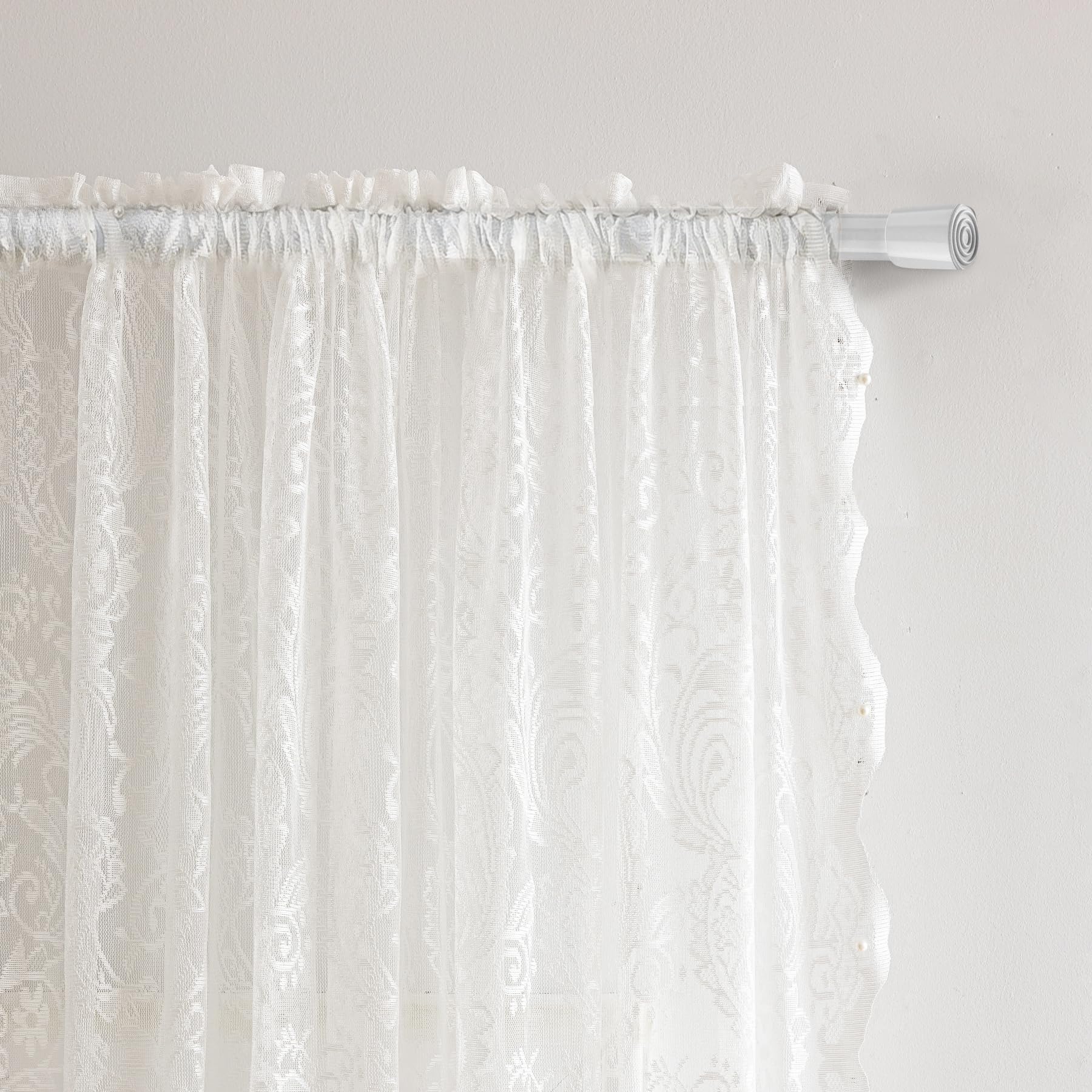 UNISTAR vintage floral lace edge with scalloped detail.