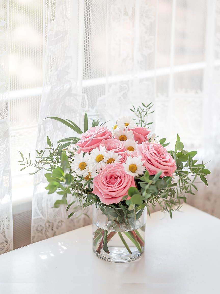 UPBUD multipurpose vases for centerpieces, floating candles, or flower arrangements.