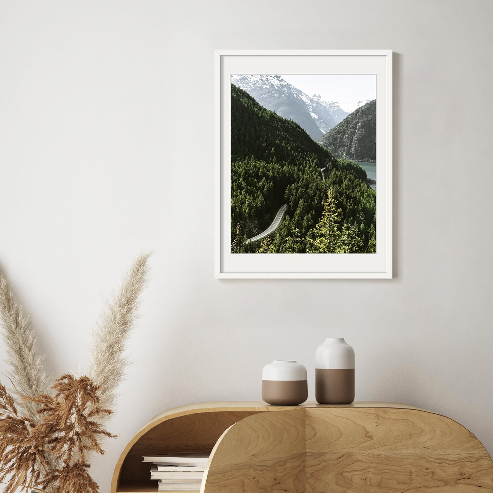 upsimples 18x24 picture frame inside showing mat-ready option for 16x20 photos