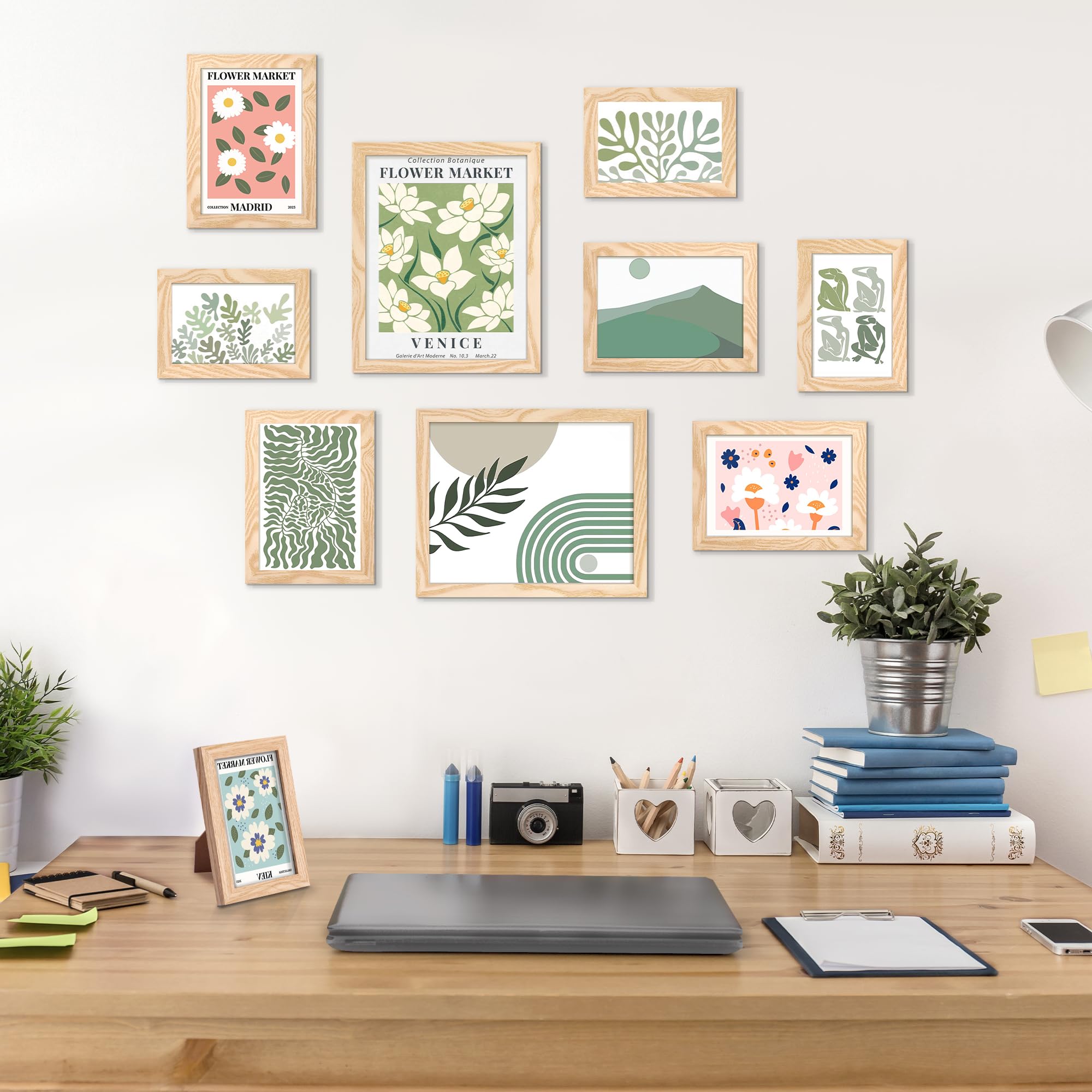 Upsimples collage frame 4x6 set offers compact display options for cozy spaces.