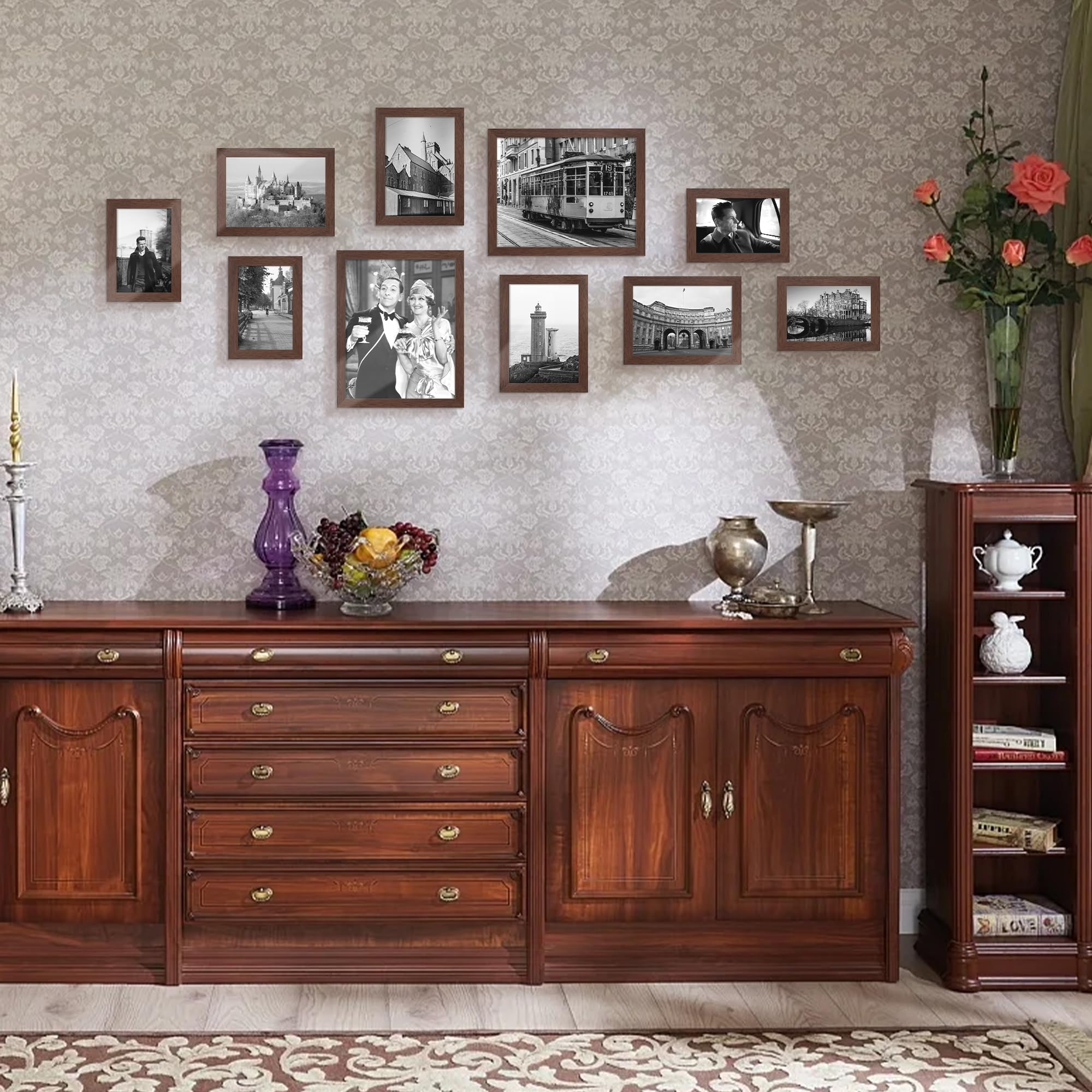 upsimples frame spring-back design makes photo swapping quick and easy