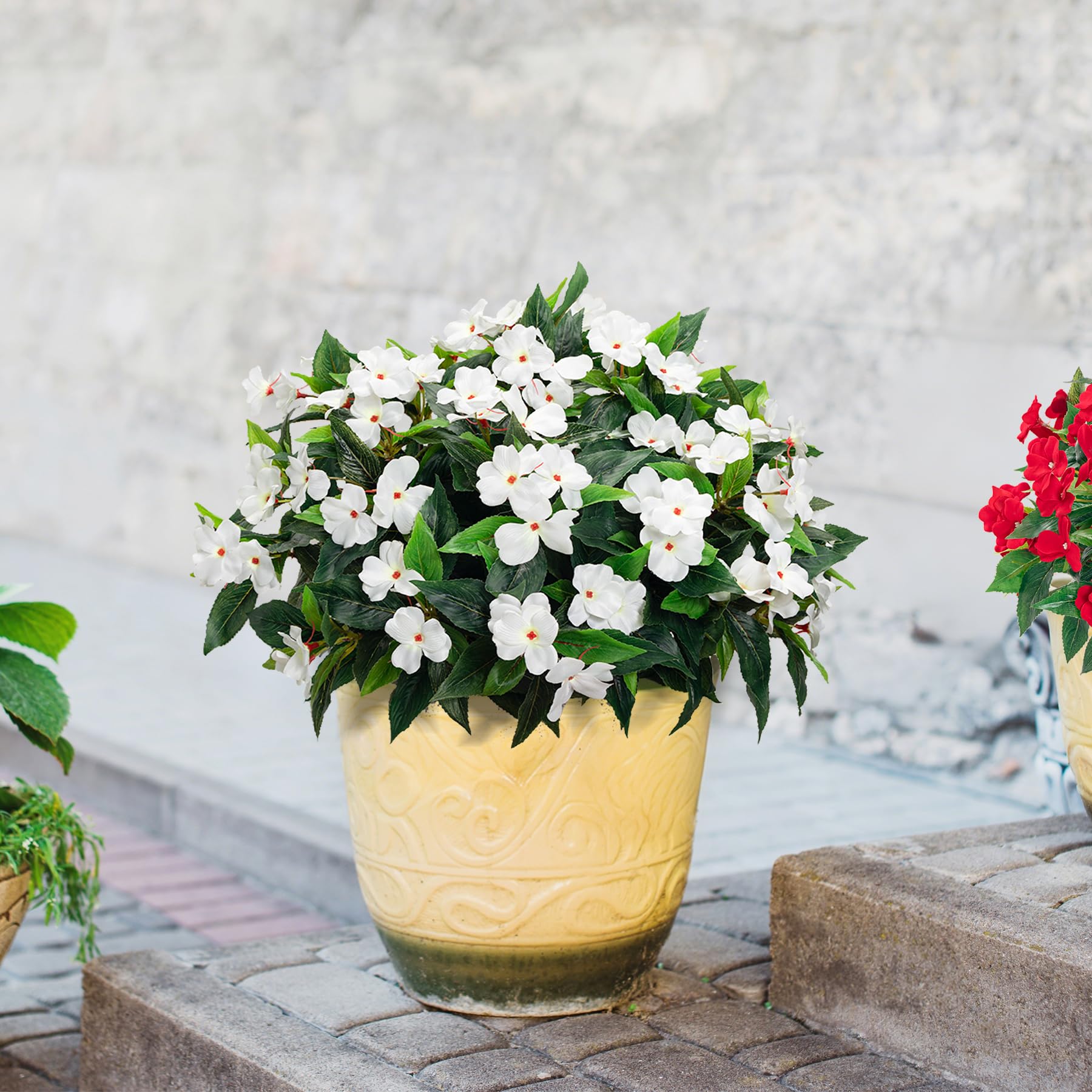 Uqueeten weatherproof flowers endure sun and rain with lasting color