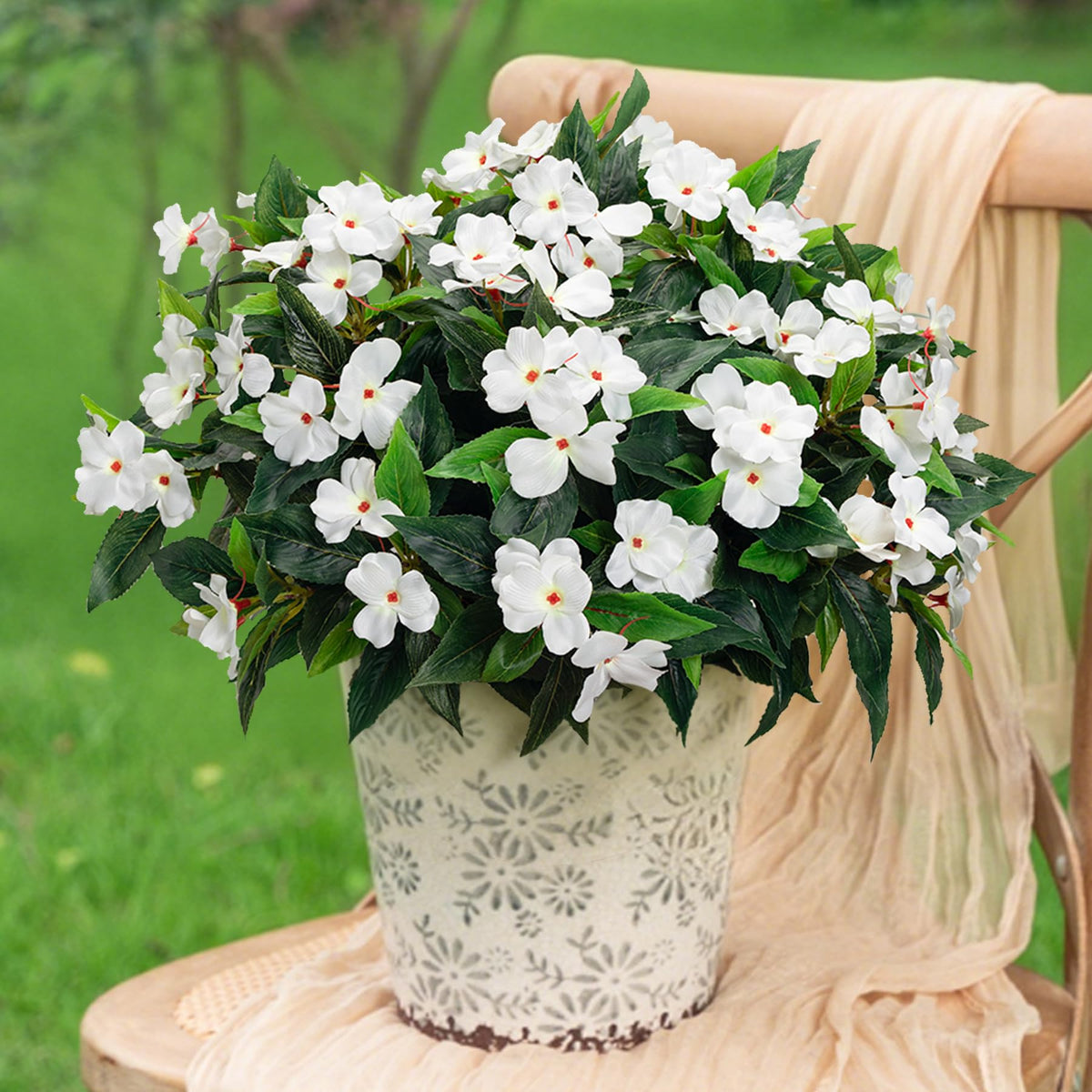 Uqueeten white impatiens outdoor bouquet for vibrant patio decor