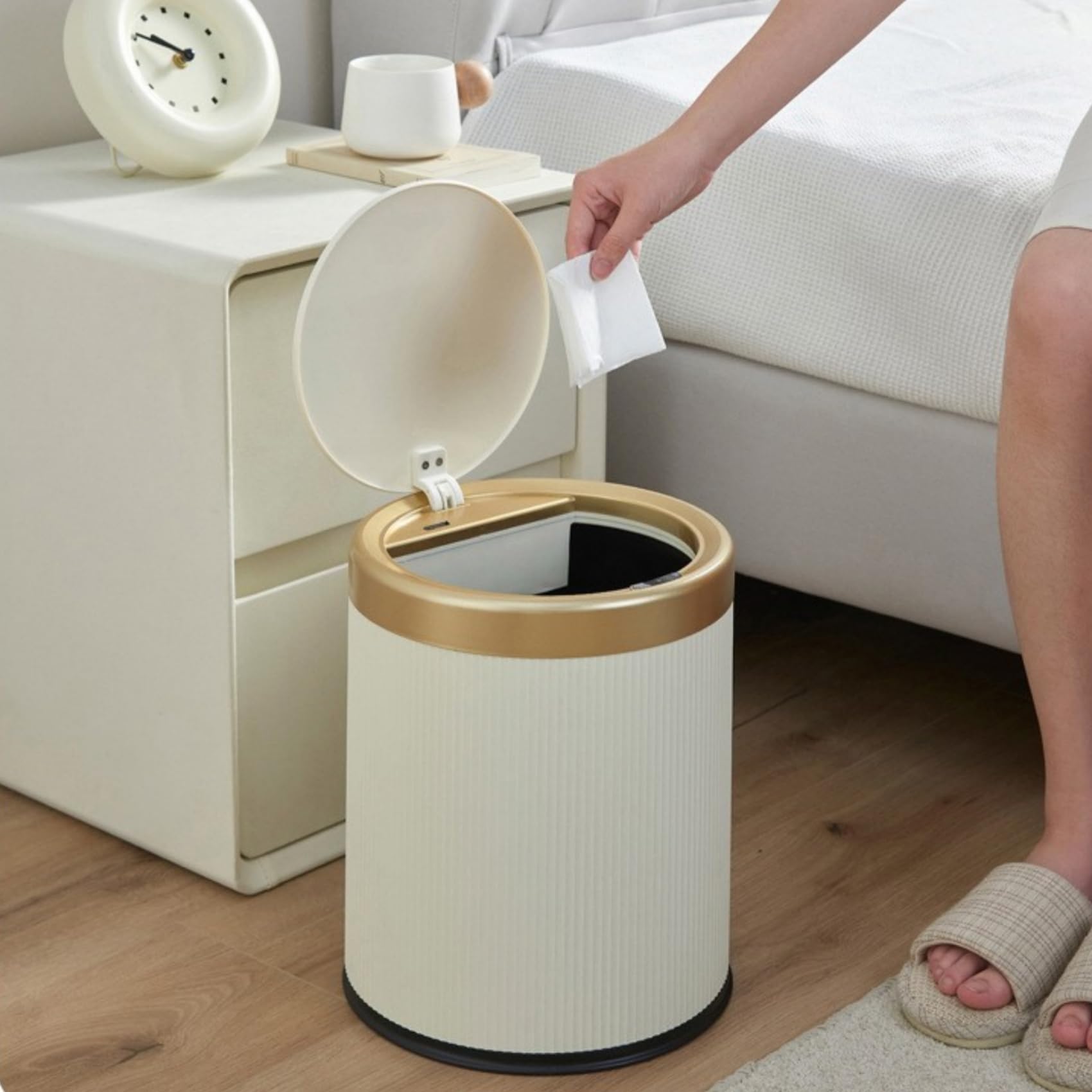 URALFA hidden bag design enhances a neat kitchen and bathroom.