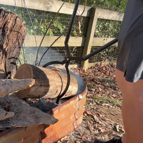 USENIOR firewood tongs suited for indoor fireplaces and outdoor pits