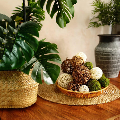 USMOLA brown wicker ball 2.8in adds natural texture to decor.