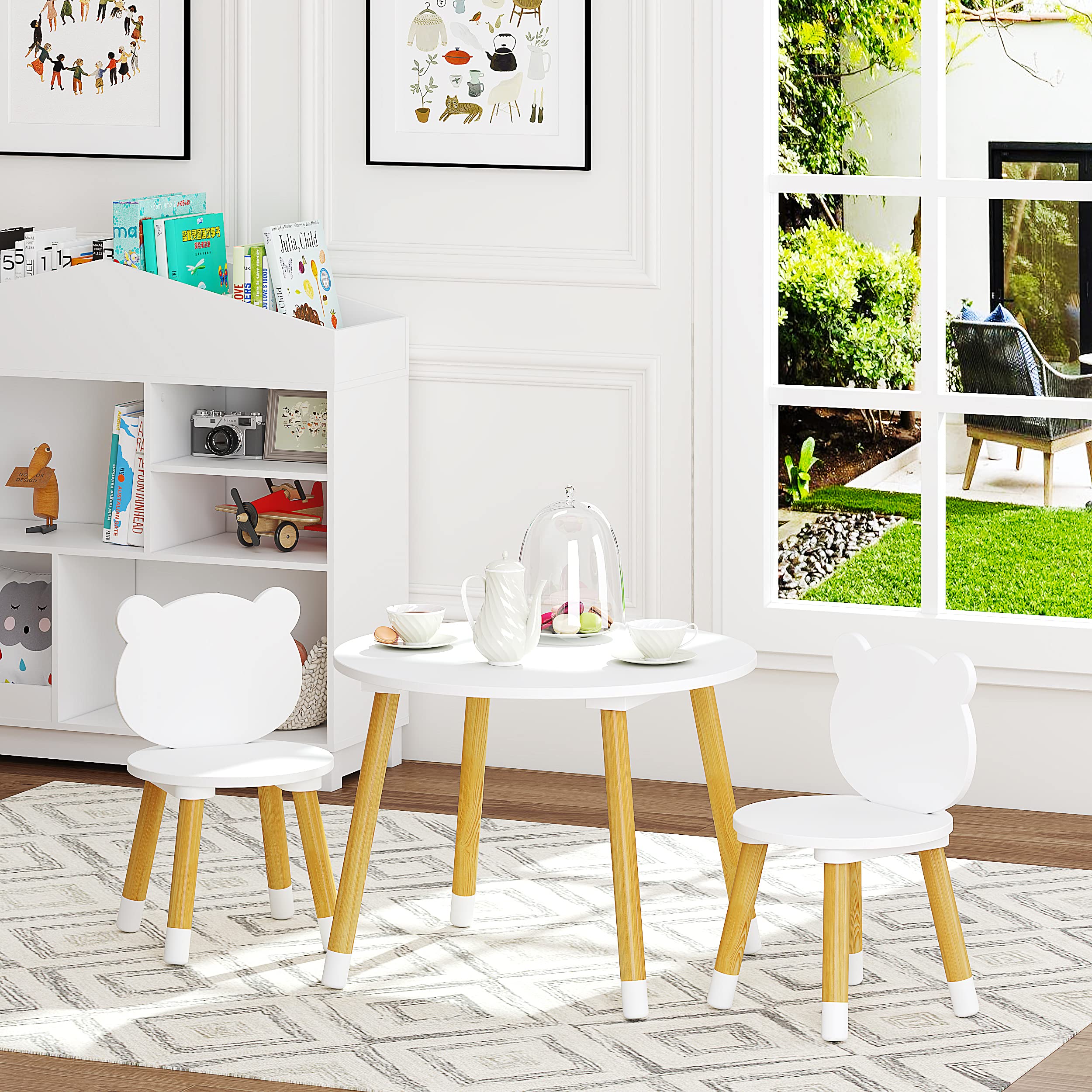 UTEX table with rounded edges for safe toddler seating.