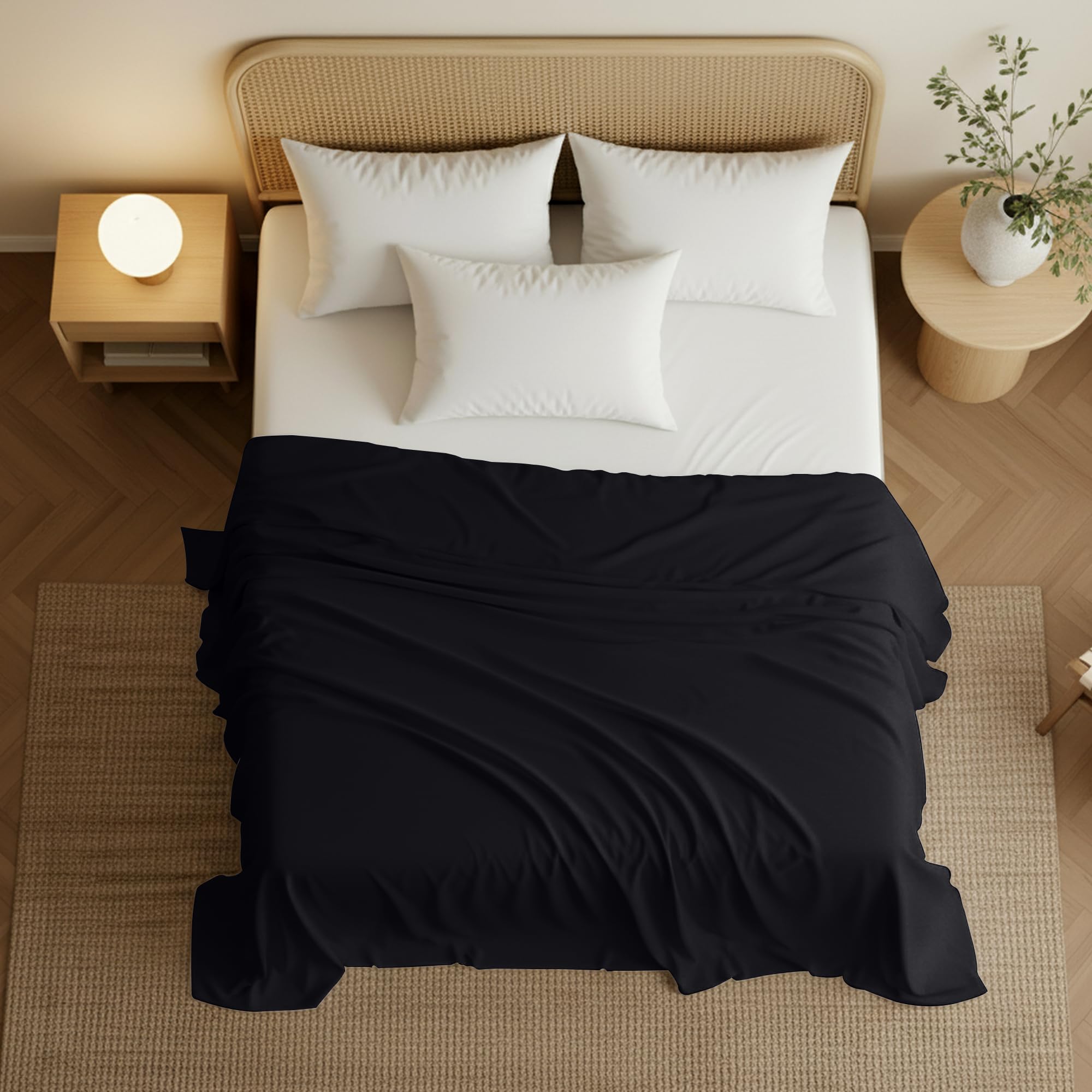 Utopia Bedding brushed microfiber close-up reveals soft, breathable fabric.