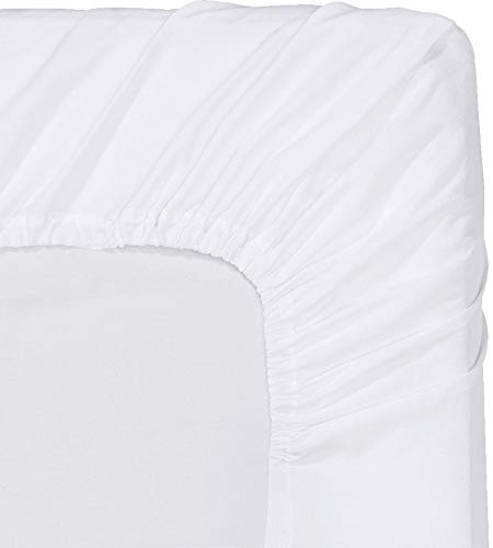 Utopia Bedding brushed-microfiber-soft-touch delivers silky, cozy nights.