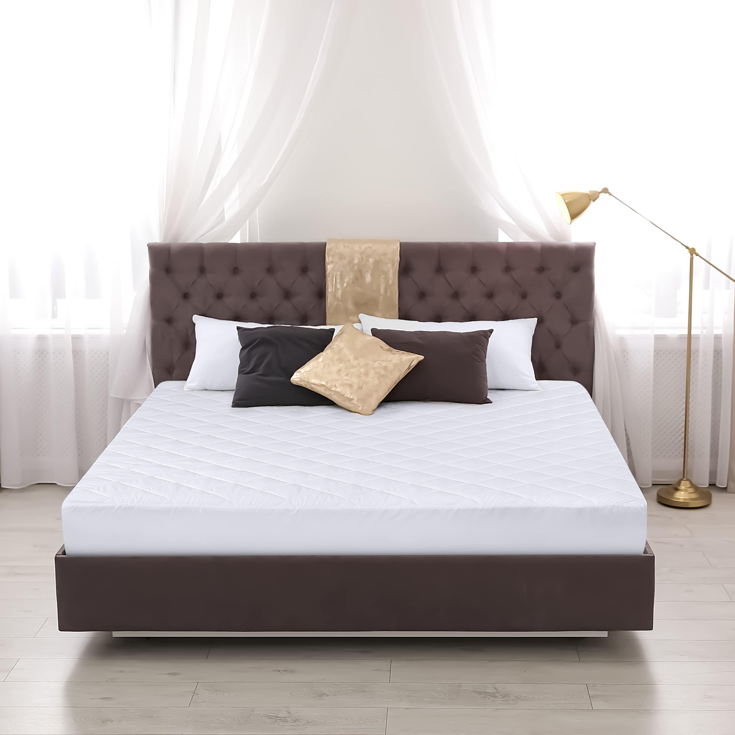 Utopia Bedding care label highlights machine washability